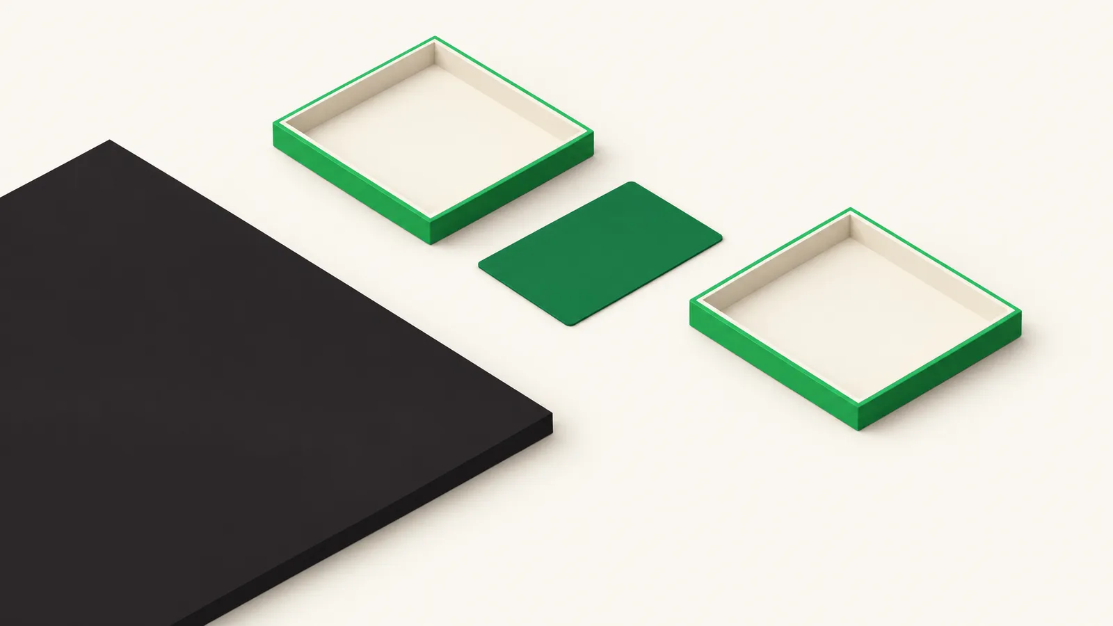 Deux plateaux séparés par une carte d’accès dans un diorama vert, graphite et crème